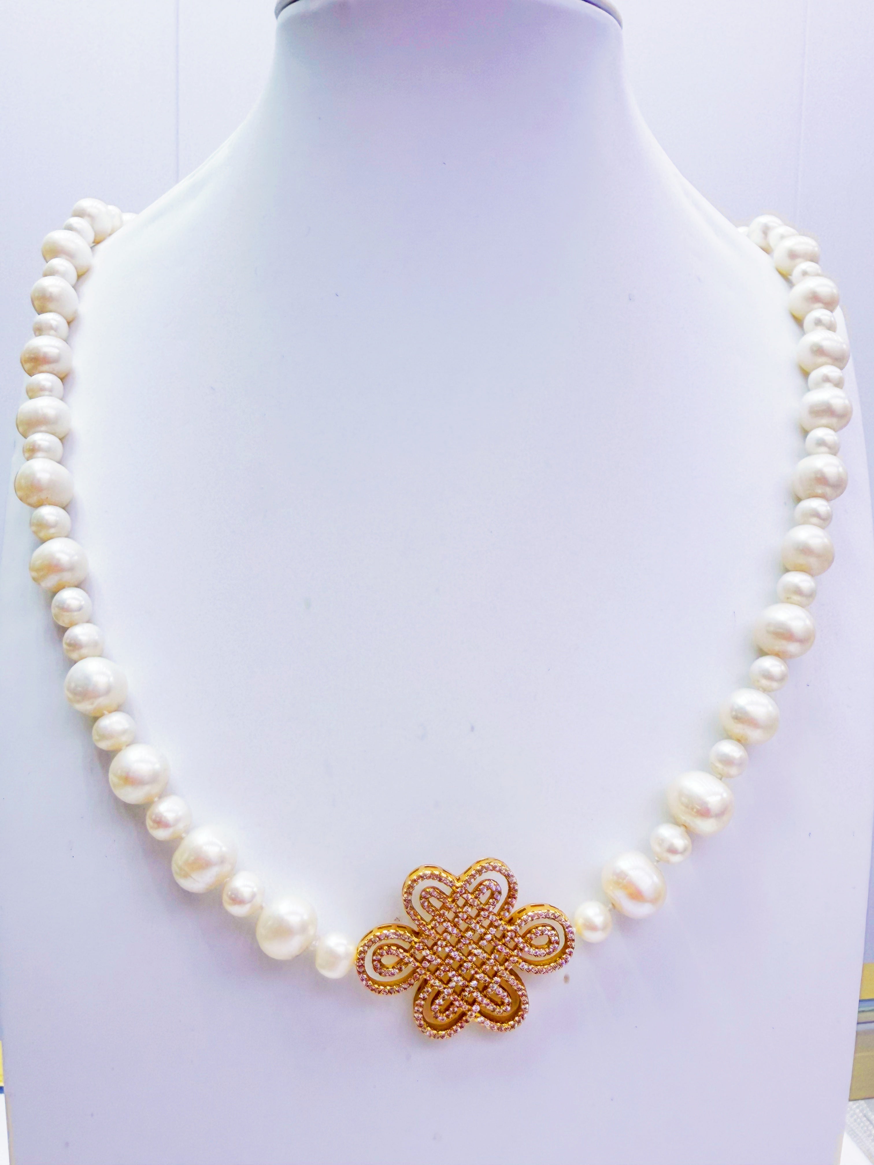 Chinese Button Sweater Chain