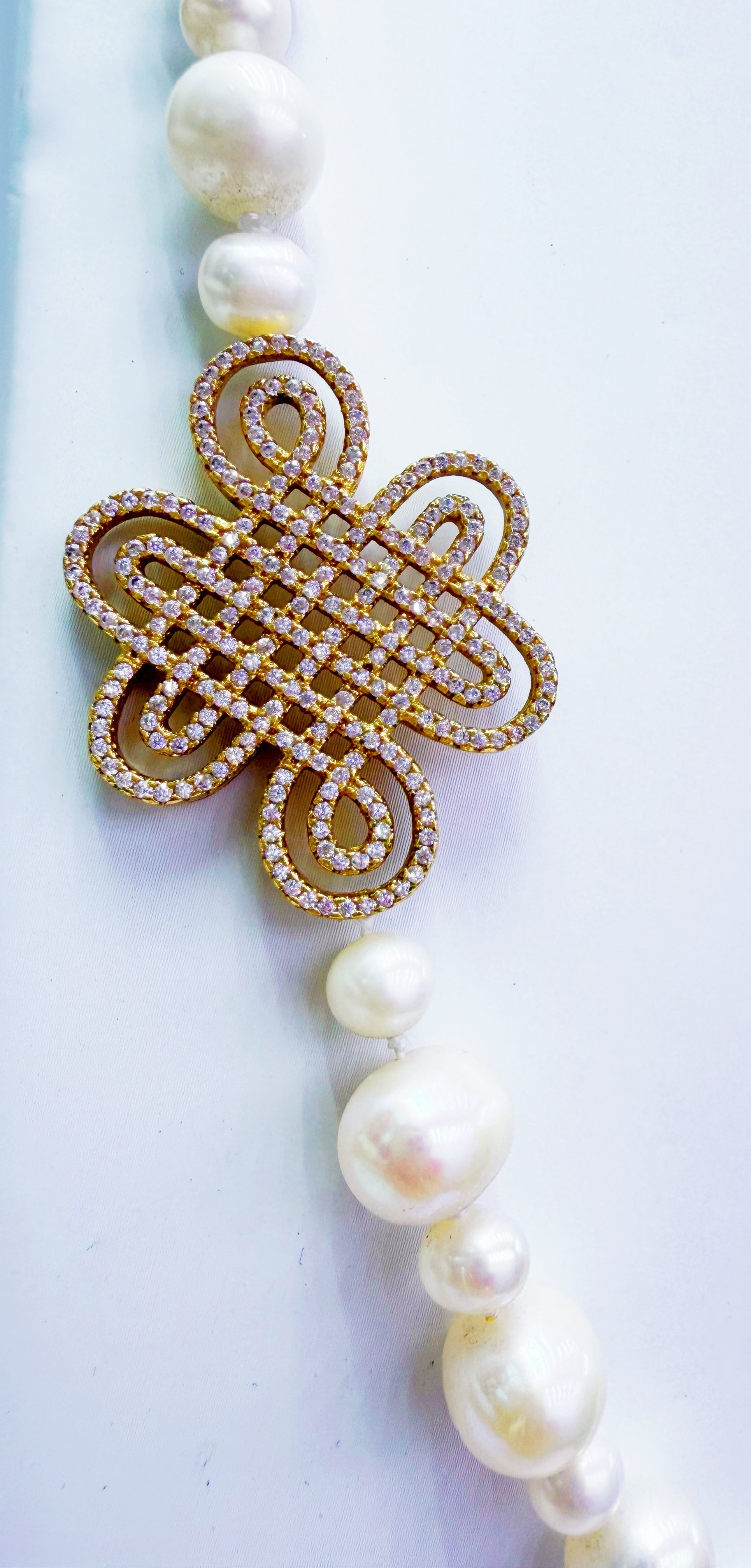 Chinese Button Sweater Chain