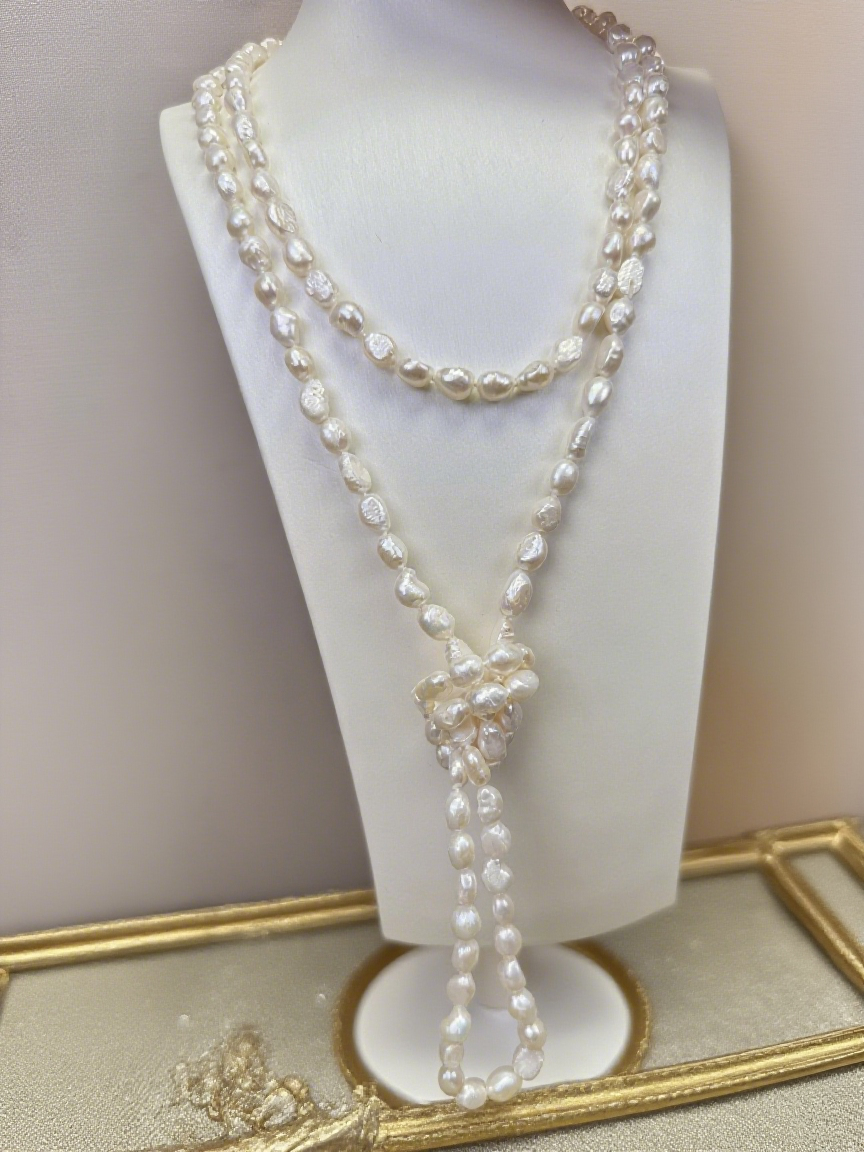 White Baroque Pearl Lariat (7-8mm)