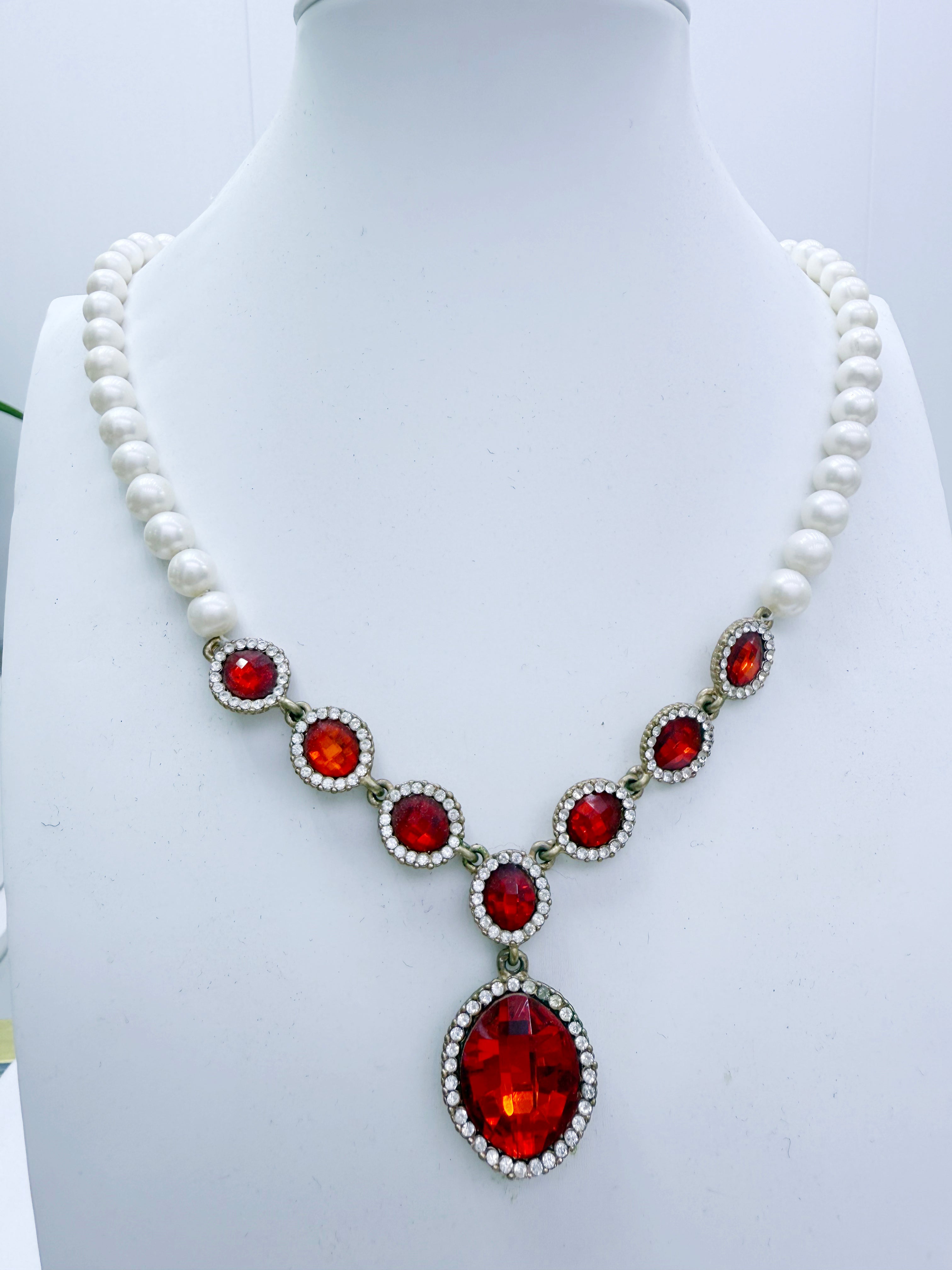 Red Crystal Pearl Necklace