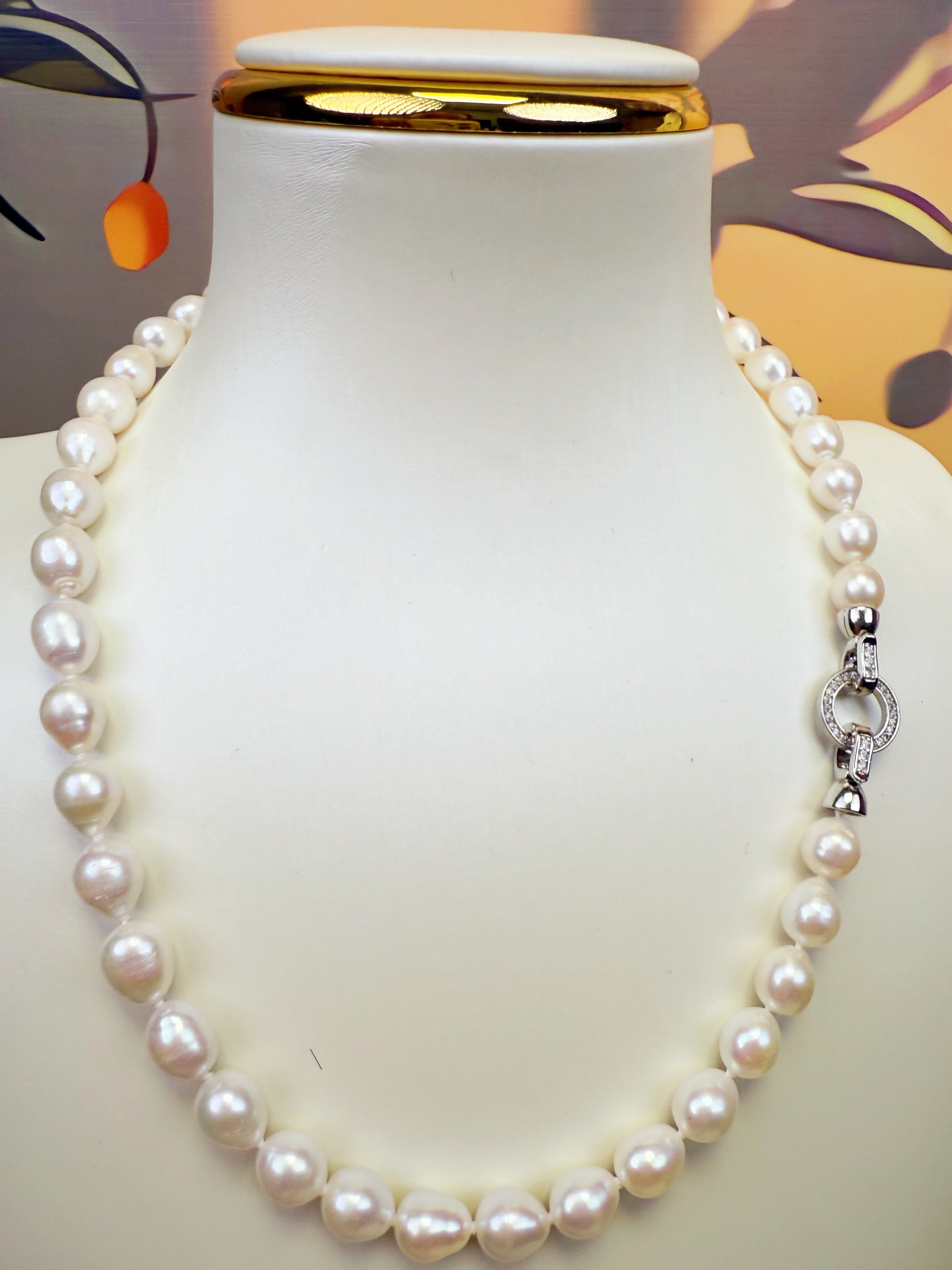 Natural Baroque Necklace (Freshwater)