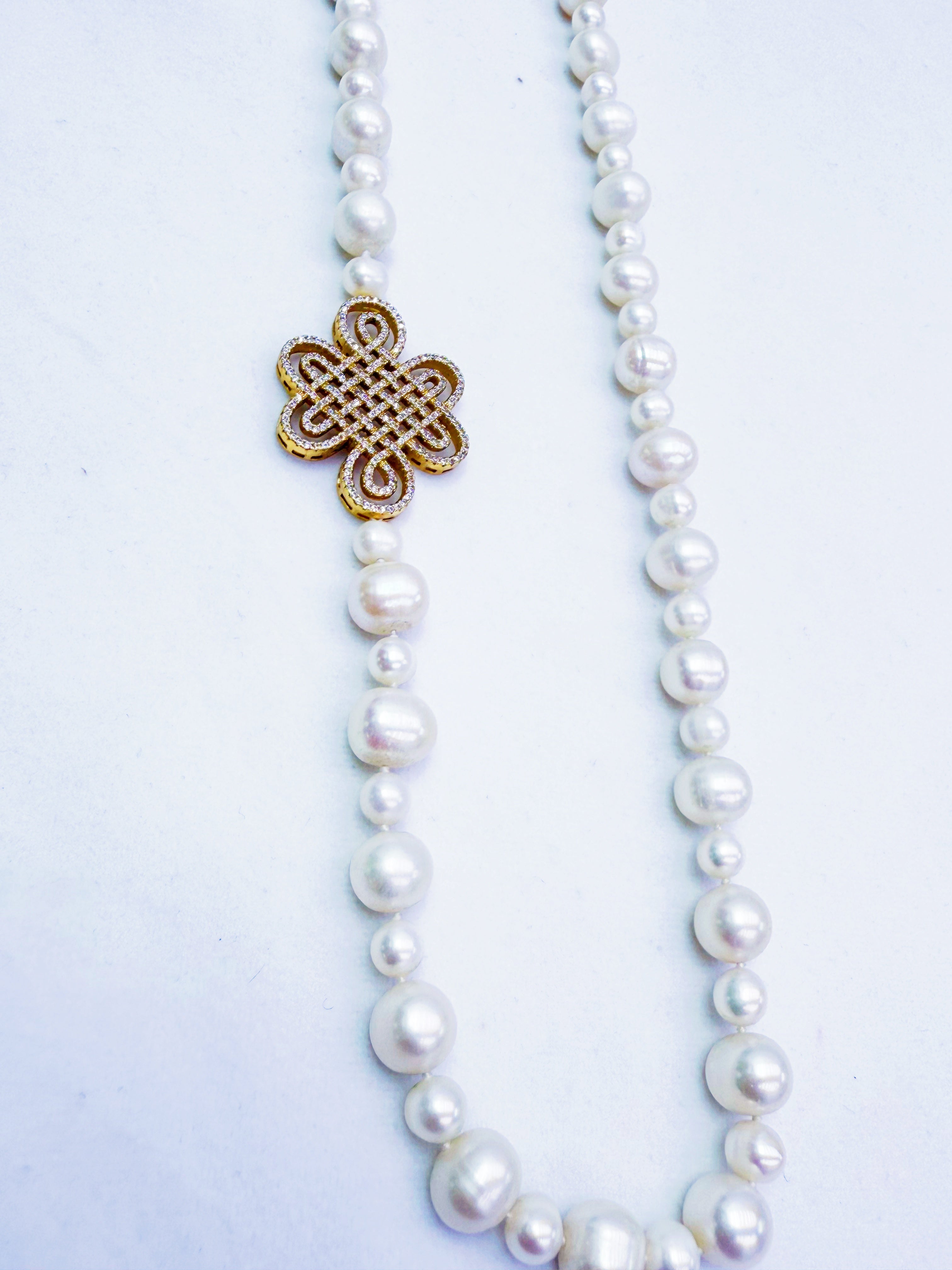 Chinese Button Sweater Chain